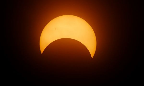 Eclipse solar parcial será visível no Brasil em 2 de outubro de 2024